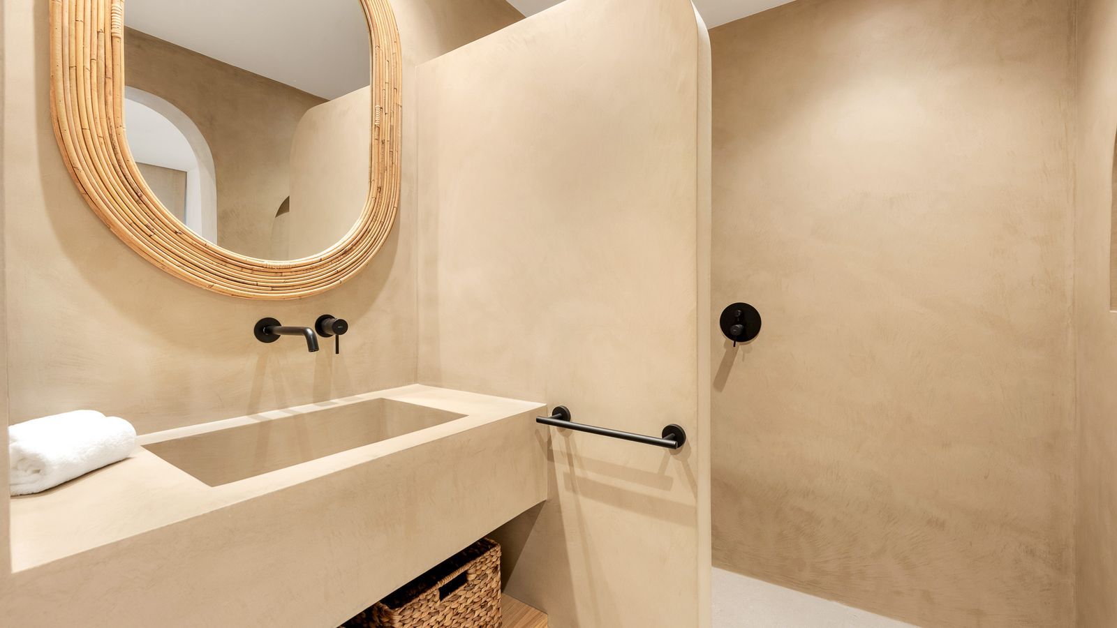 70b03ab1c9fe66ca8523e40ca9311d35 - 14