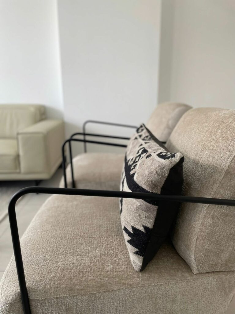 71b9c1de4c29c7c2ddebe7d5dbc4b6a7 - 9