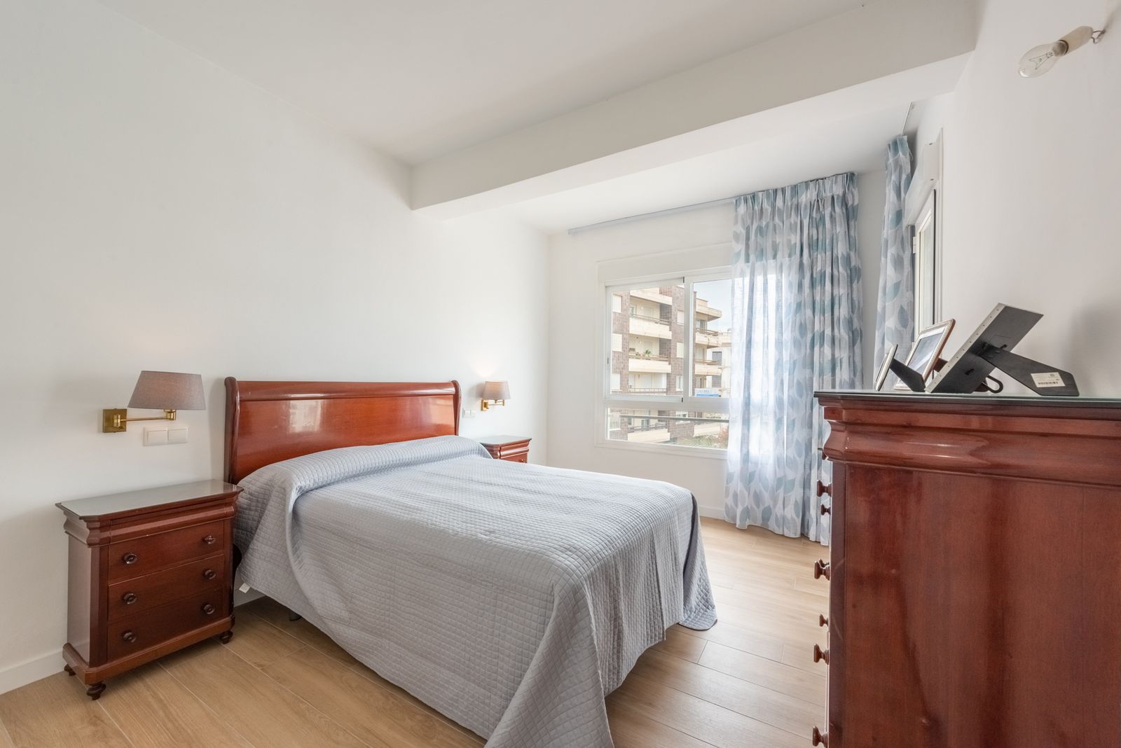 71cc11773ca63514f5e445eaf228449c - 12