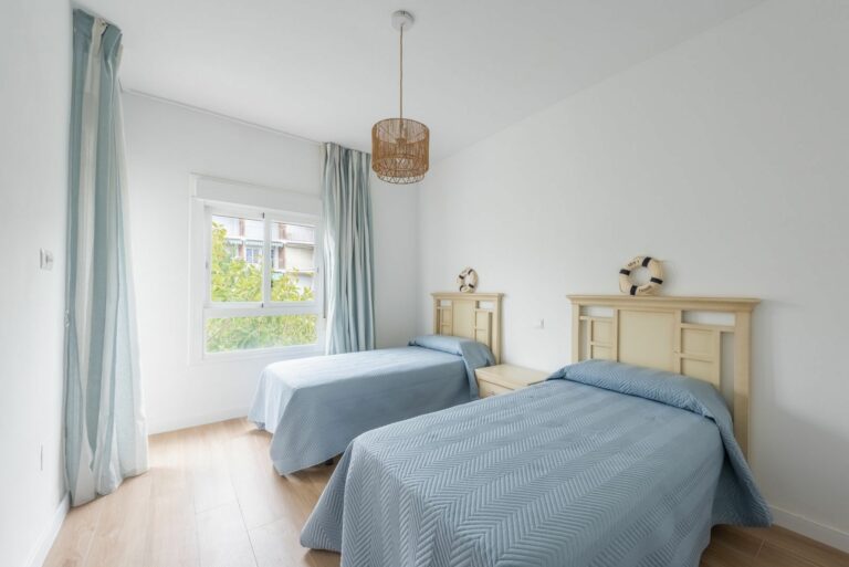 71cc11773ca63514f5e445eaf228449c - 16