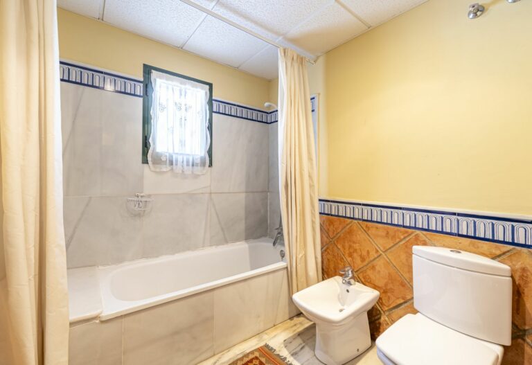 7239219e29d1cf13a4ba66f08ccde647 - 16