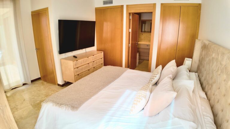 727aed21516e50413ce42cc7a028658a - 13