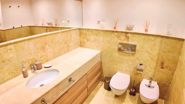 727aed21516e50413ce42cc7a028658a - 15