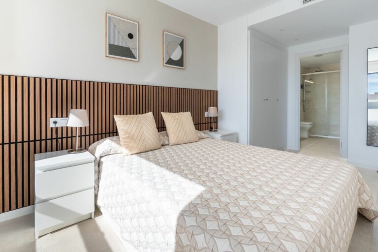 73bf90b580a50c2fc189f3b7d1440c83 - 11