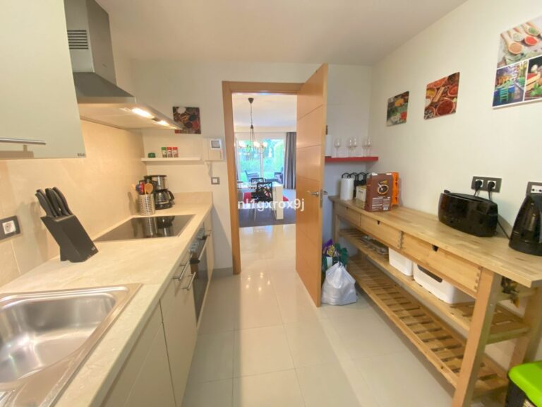 73e92d830623ed06121b74a30a575e56 - 10