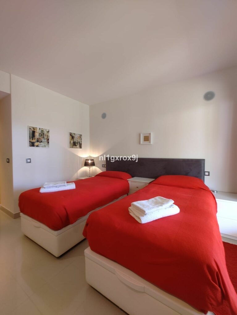 73e92d830623ed06121b74a30a575e56 - 15