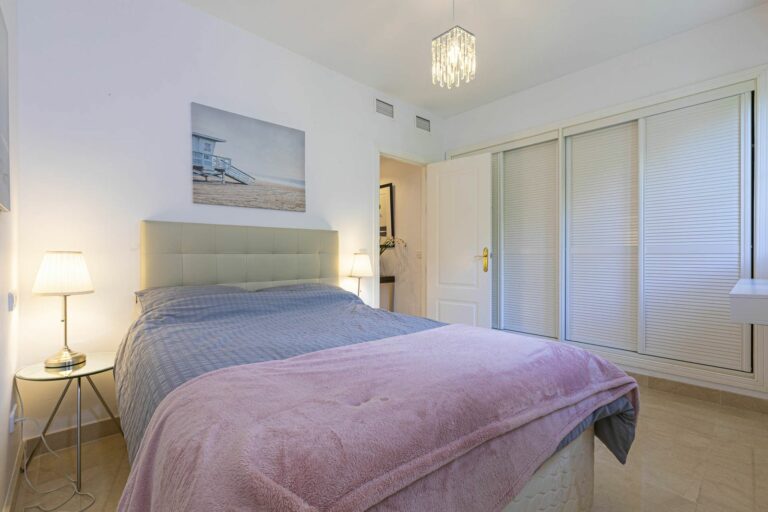 74377c94d9ec2b12616c8f2503eb7de0 - 12