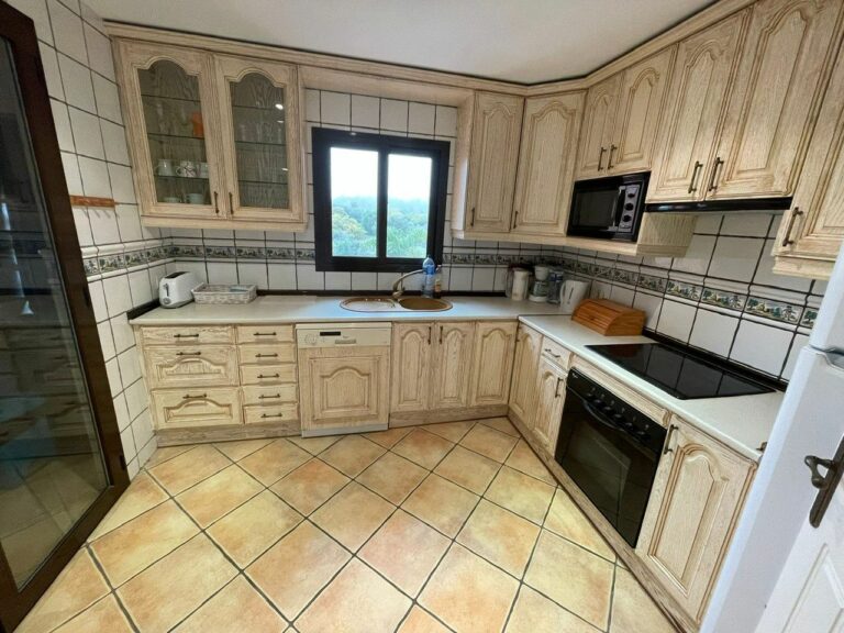 7446f1aa6879ba94f4792c86bc400b68 - 3