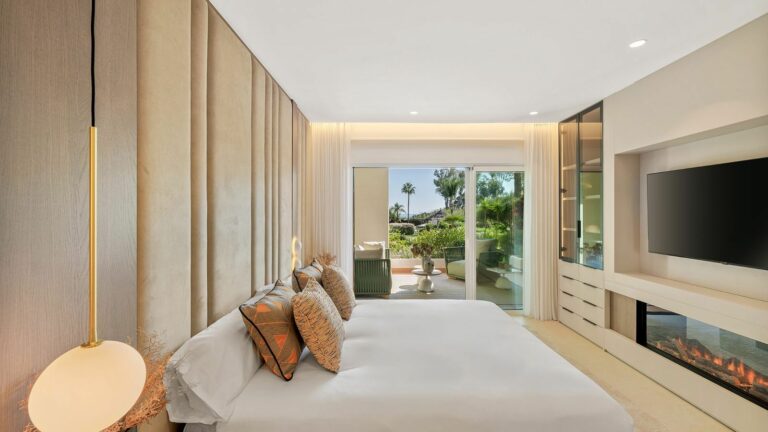 76aabb8a07d8ee955d3eece2f97d5f1f - 10