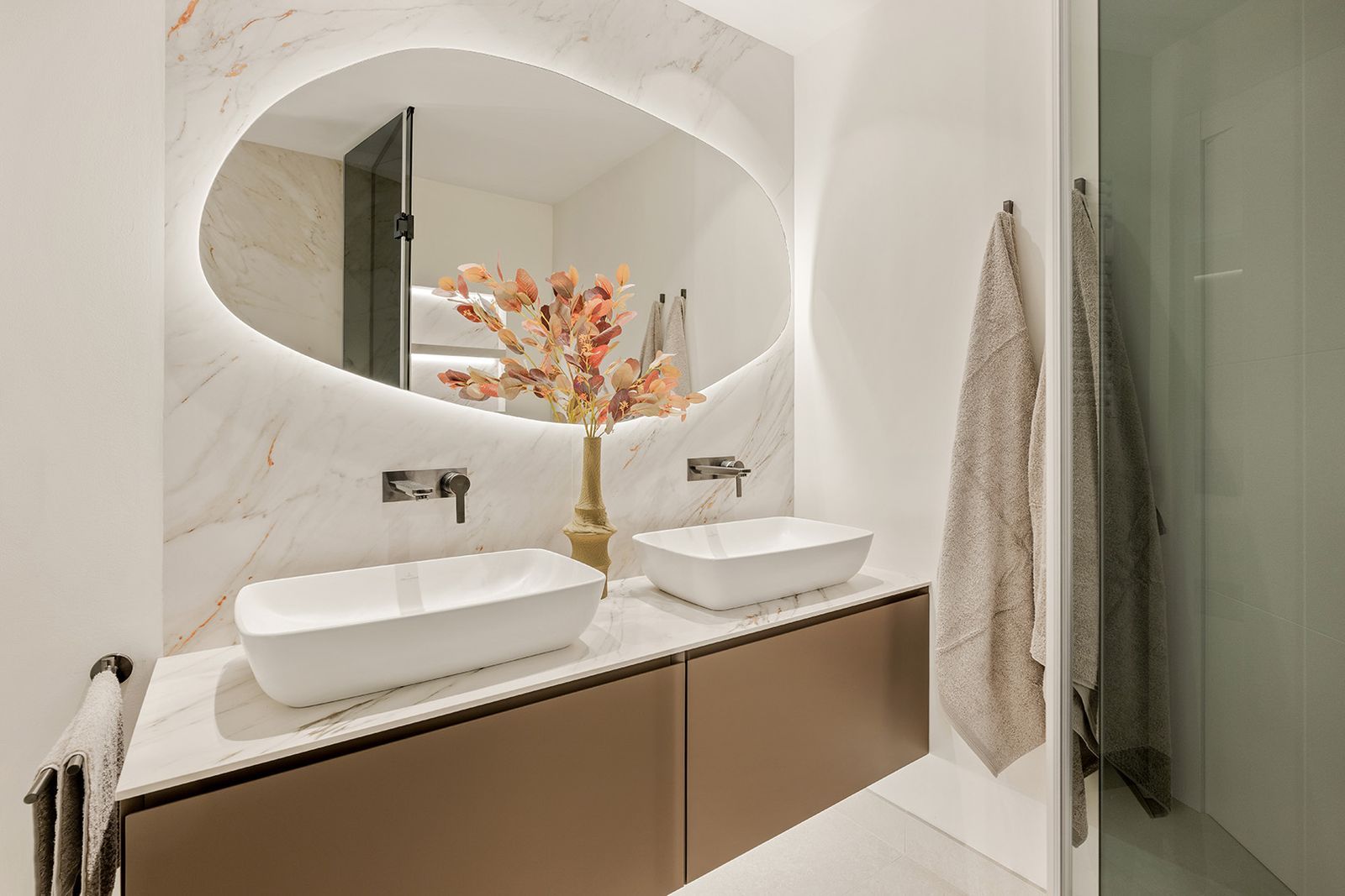 76aabb8a07d8ee955d3eece2f97d5f1f - 14