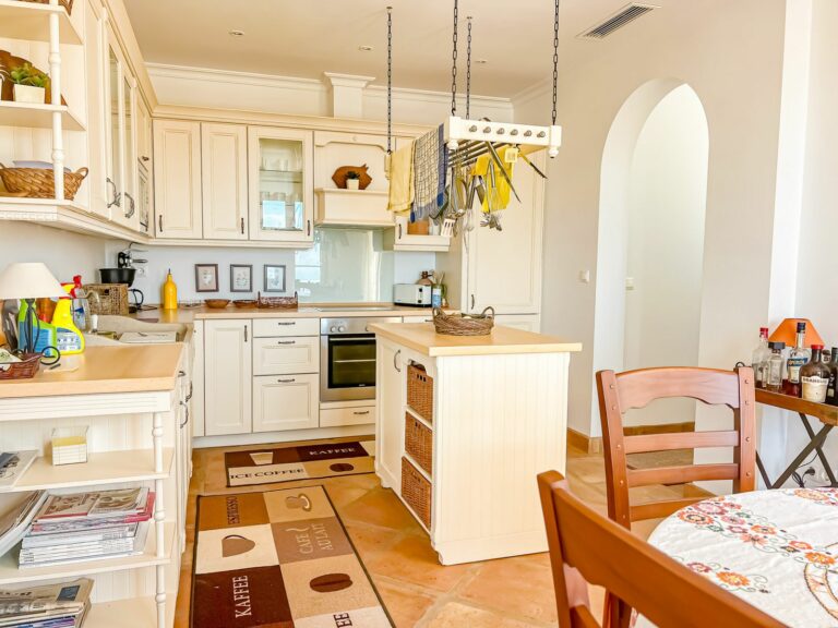 777e8ac1ae4ce062e2a5816706fe2d00 - 4