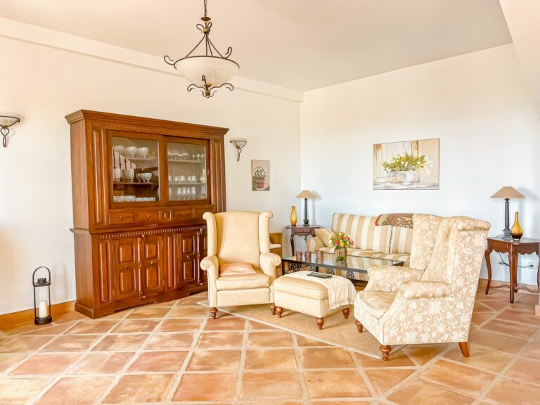 777e8ac1ae4ce062e2a5816706fe2d00 - 7