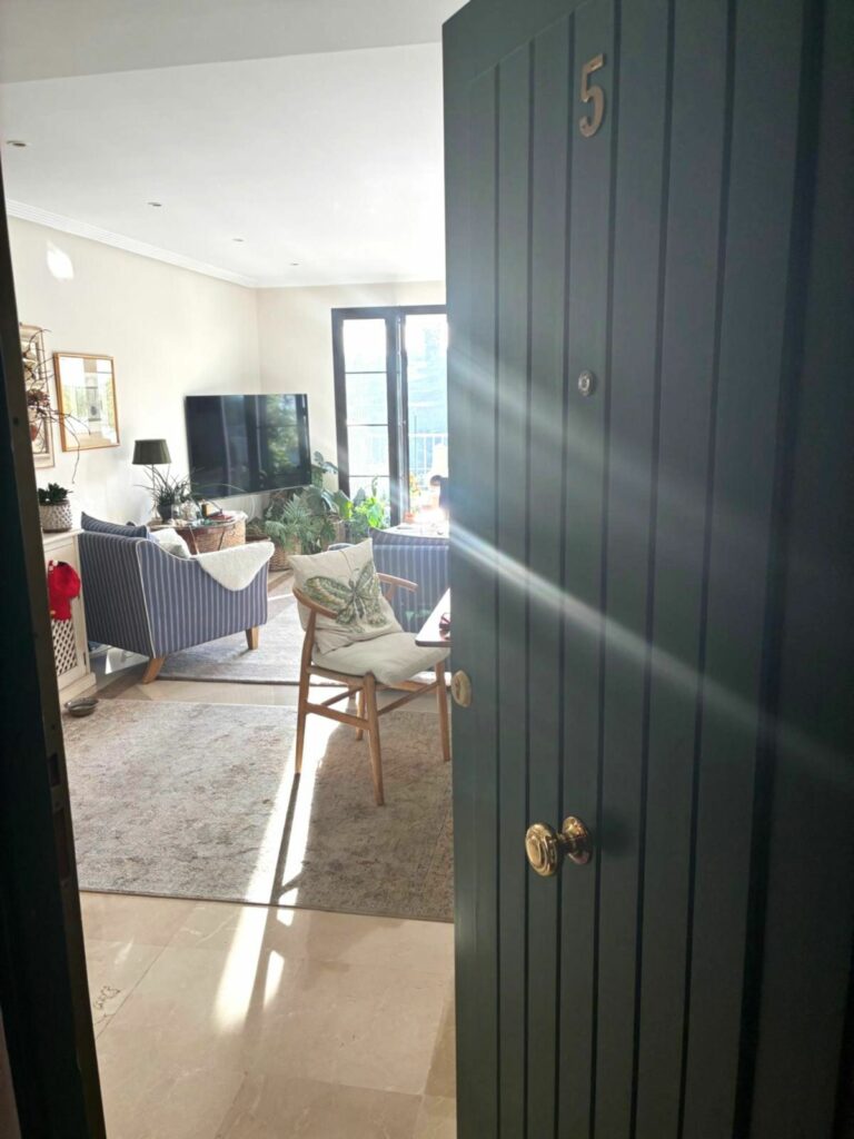 79d76cc36e8c2552a47f9a22019a12c1 - 10