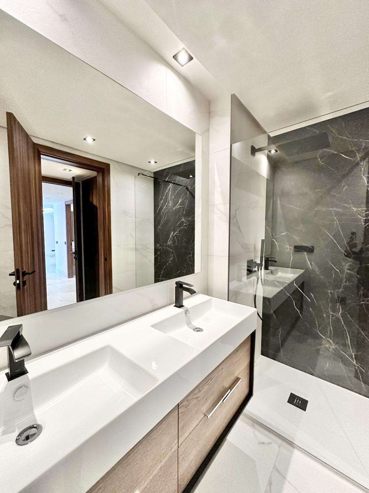 79dbc584e314e11fb17aebf60681db74 - 11