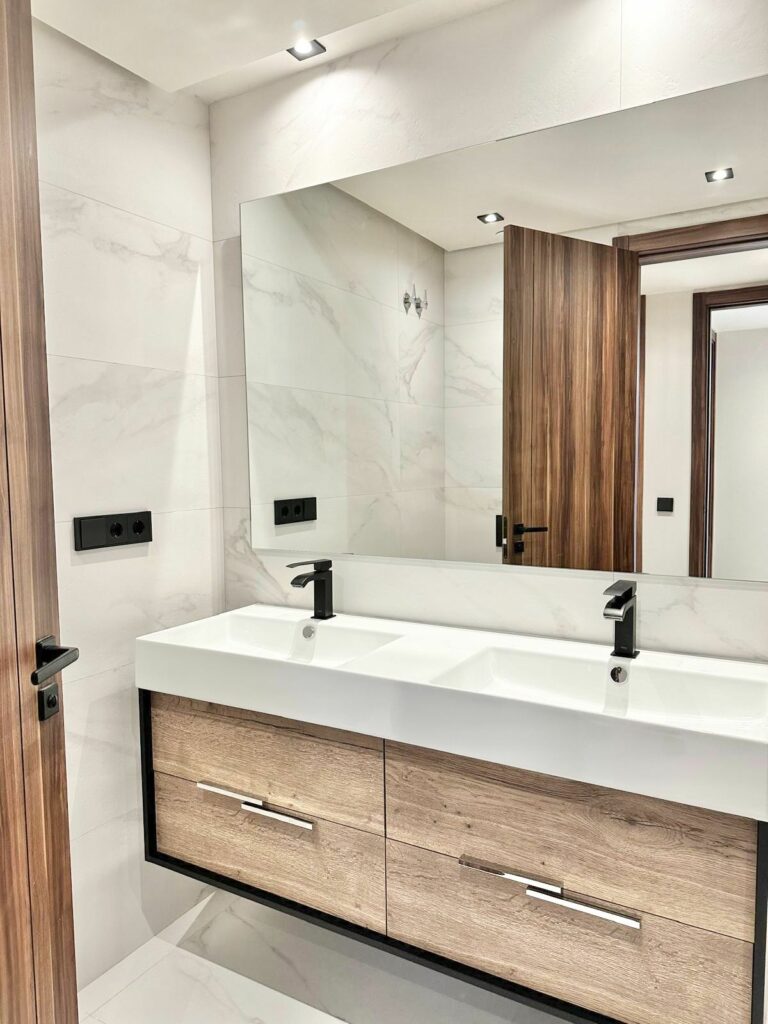 79dbc584e314e11fb17aebf60681db74 - 13