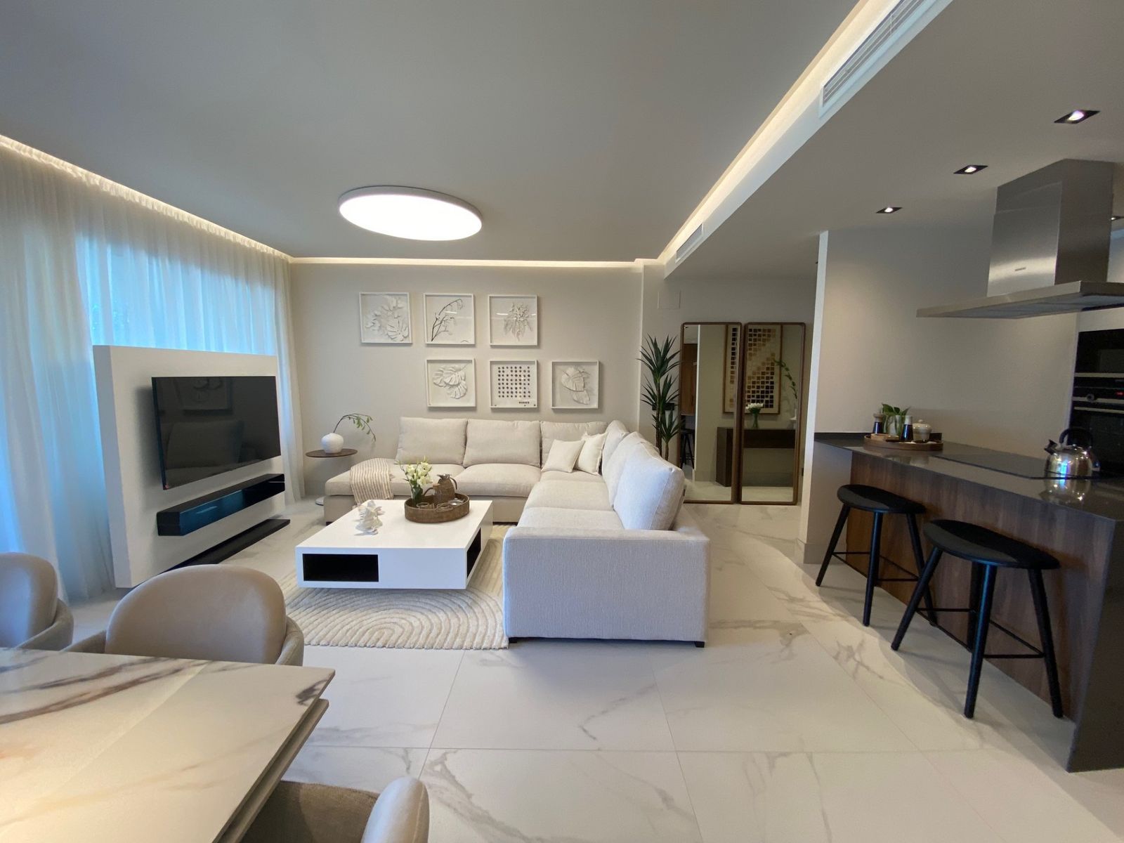 79dbc584e314e11fb17aebf60681db74 - 14