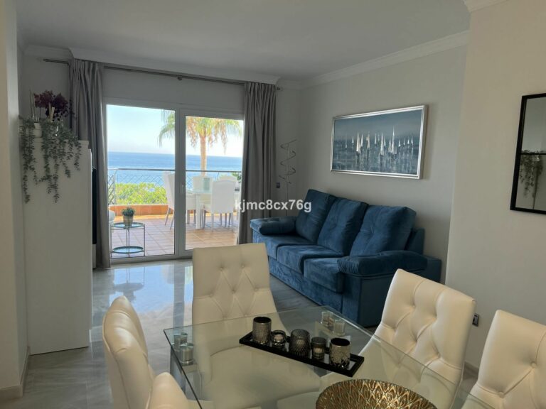 7aa52a33f0f6d91d6201f0047fc83a8b - 7