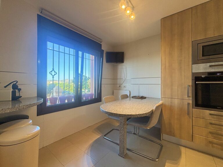 7af42136509838df83e9642f97823841 - 14