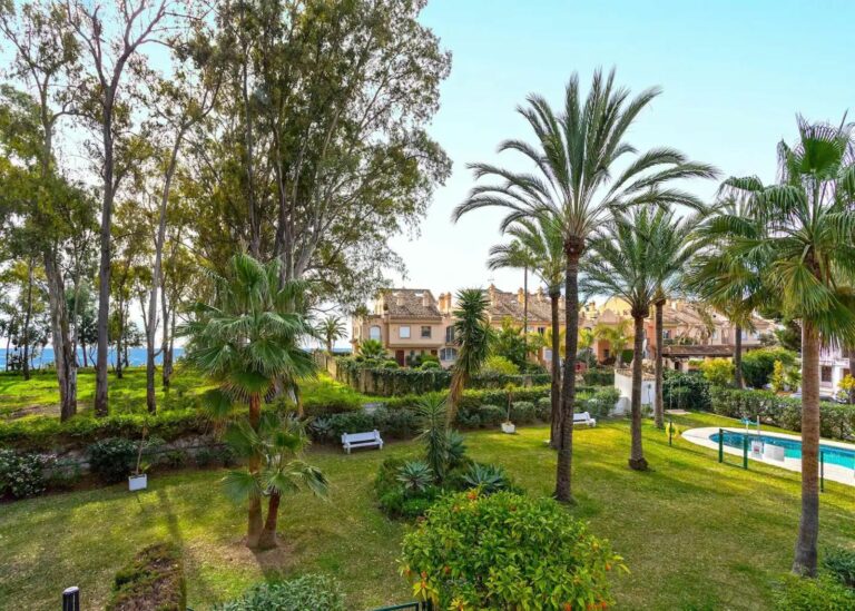 7b263c64d2d0a8c56a9b29f55a10f5fa - 9