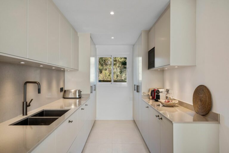 7d54ae9b568de885425fe1bce1f3f2a8 - 8