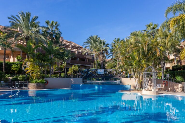 7d66f3c24b20977fb198851e0177d642 - 15