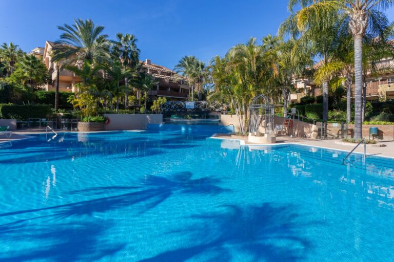 7d66f3c24b20977fb198851e0177d642 - 16