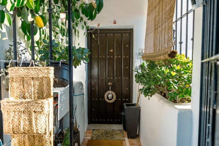 7e08091ada4d9040791396bc92c00932 - 16