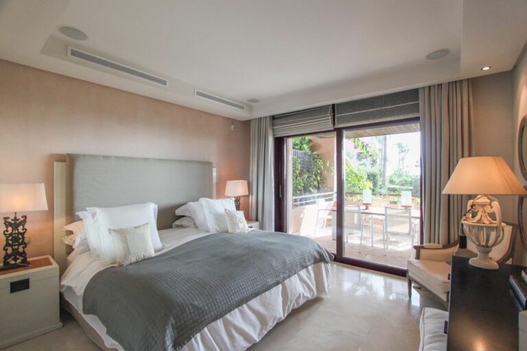 7e53b1384e597890fb4b5e698c680d69 - 6