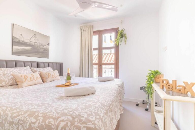 7e7180672431e68d24b5804ca667ab4e - 16