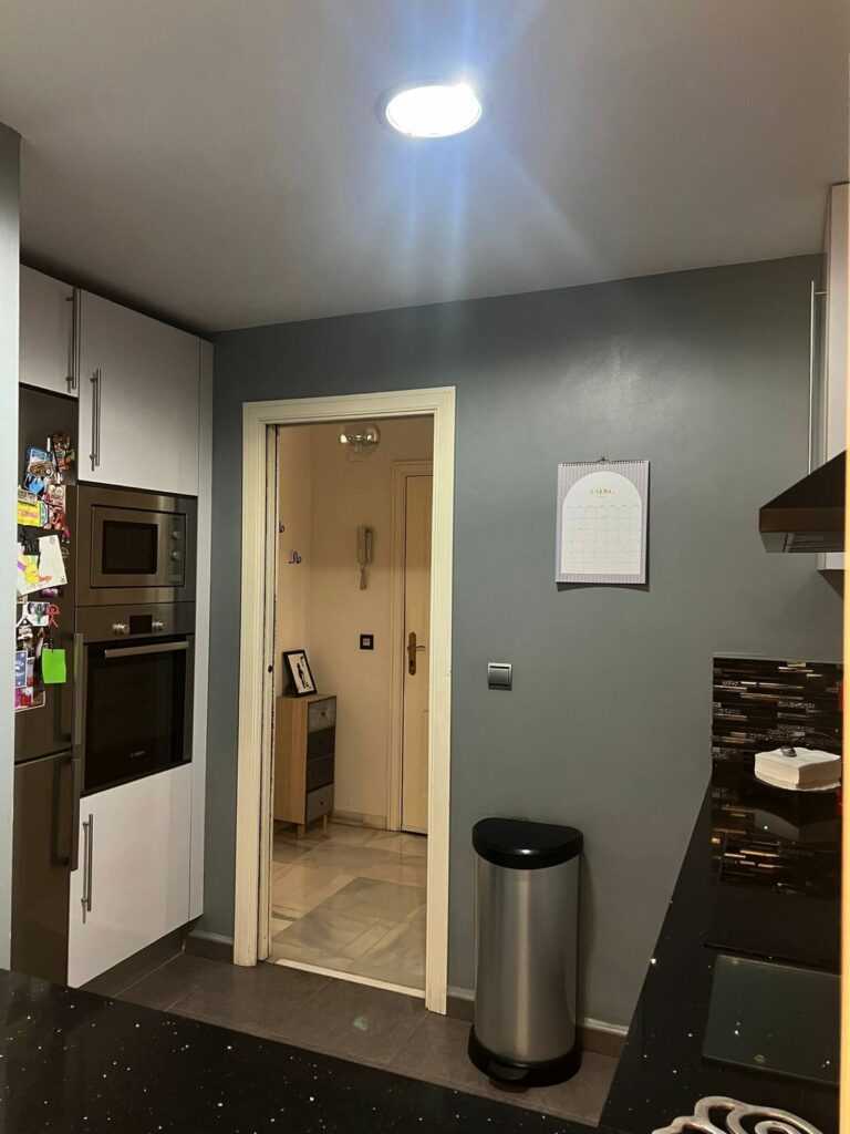 7f894cb49d141a16b9285333752d22e6 - 12