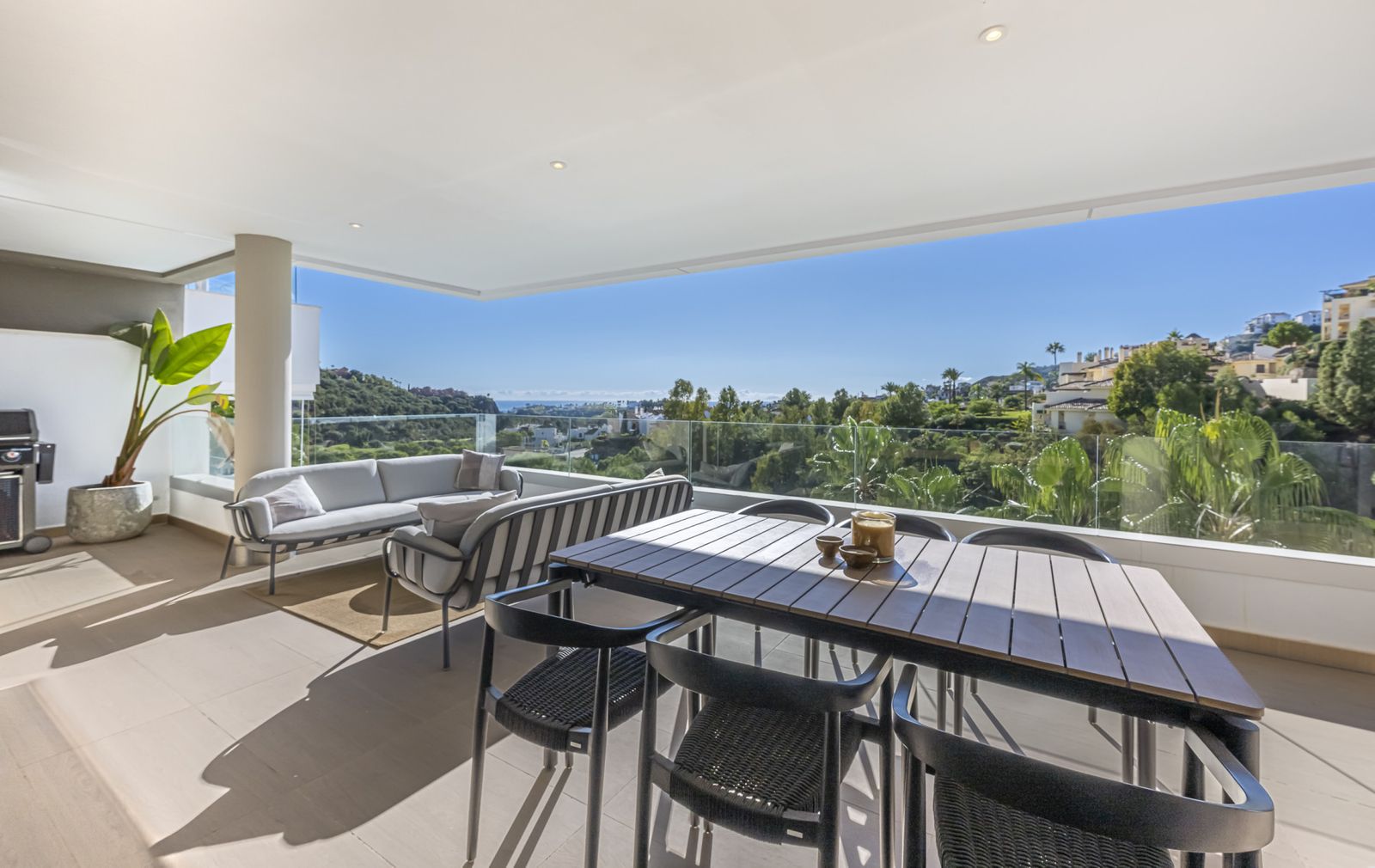 7f8b8dd992f037b953d41bdde3673b64 - 14