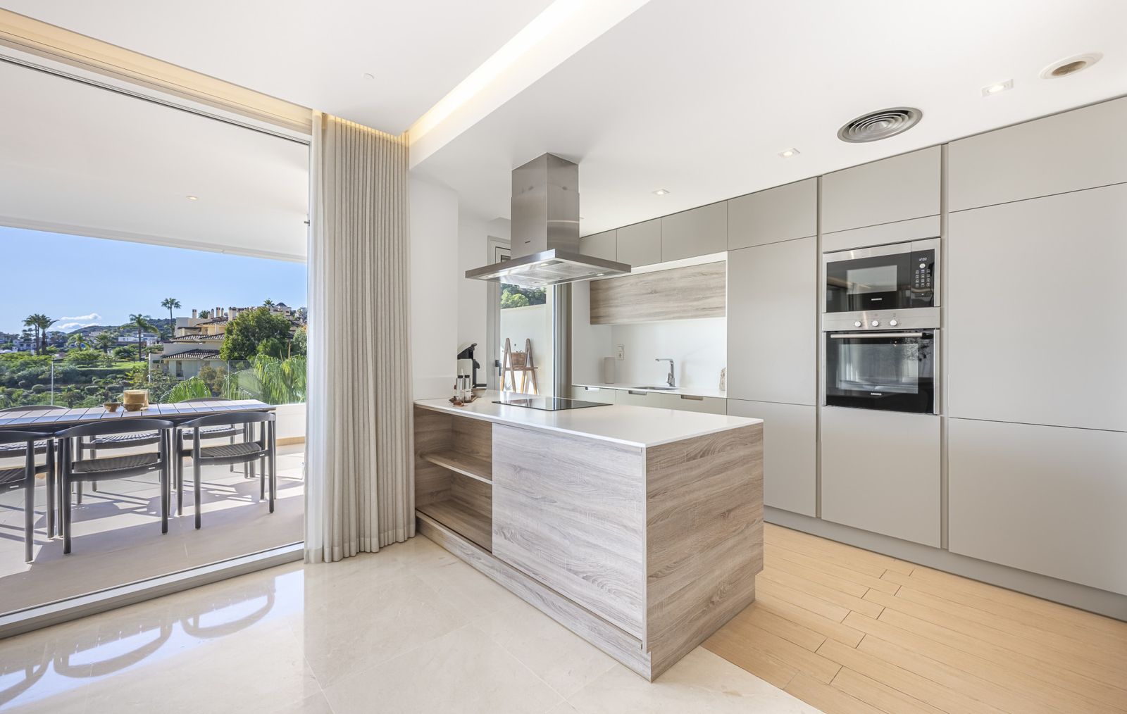 7f8b8dd992f037b953d41bdde3673b64 - 4