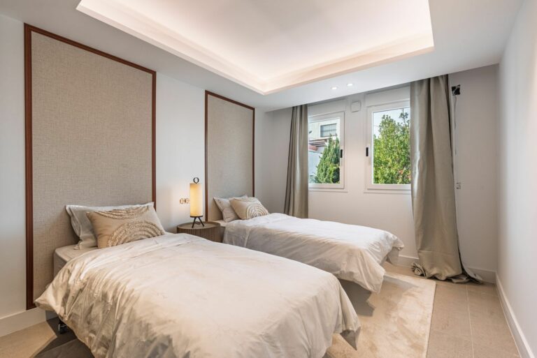 7f8ea6b7195b359da19e7cfb7cff53e0 - 11