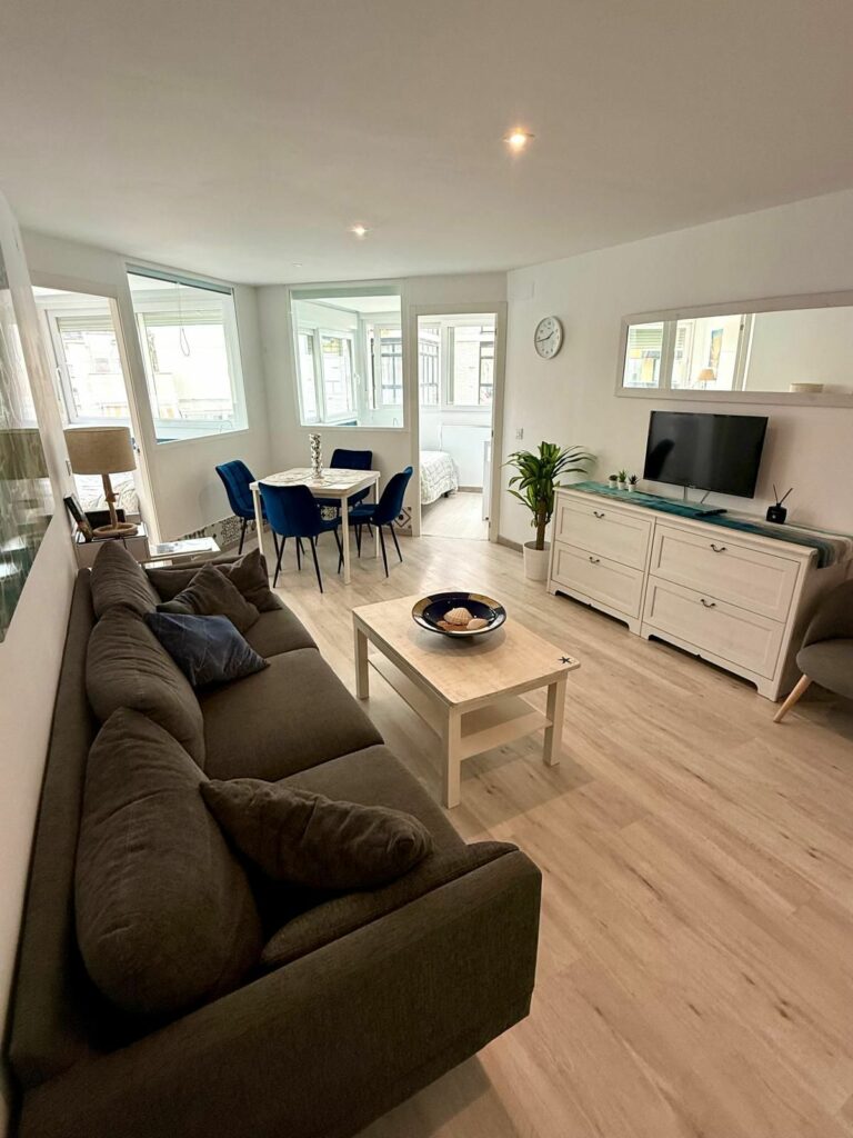 7ffa52fa060bdf47d15f72709fb597c9 - 10