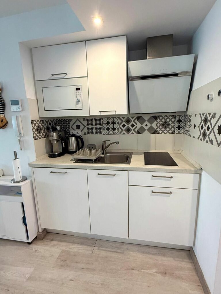 7ffa52fa060bdf47d15f72709fb597c9 - 13