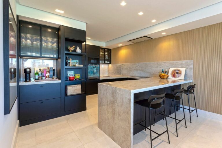 81701d66b355b53e3c8d7e464c93ac2e - 2