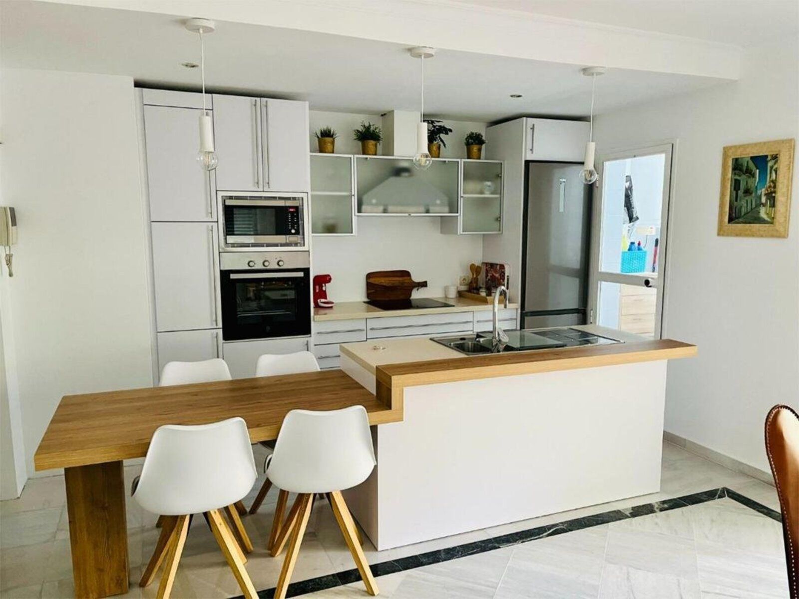 81b457ab061a231d6bf52e6bd8f6cfe6 - 3