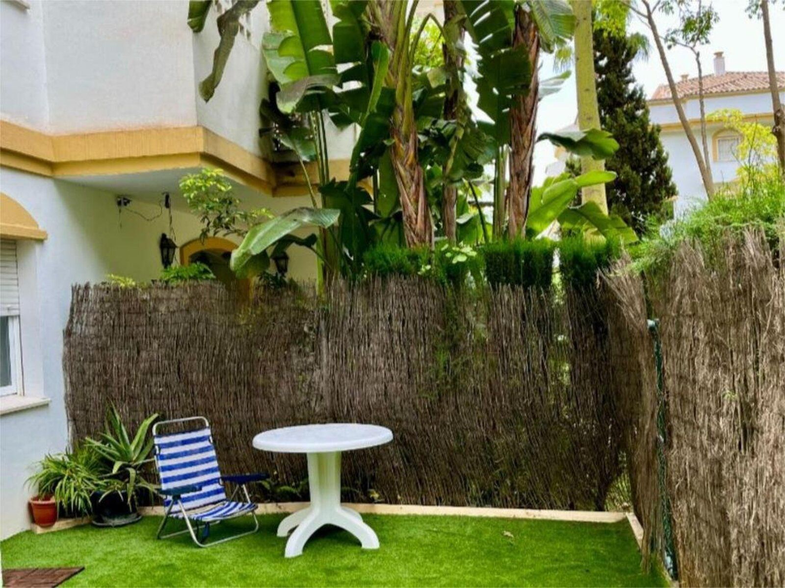 81b457ab061a231d6bf52e6bd8f6cfe6 - 7