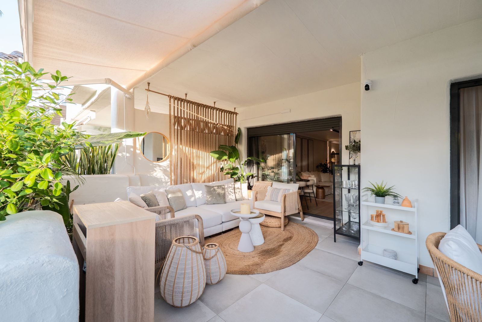 81d826a6377c6477e9d2a9be93f0773c - 8