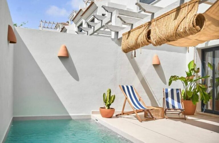 8245ab4292153f4f89d469d38e346d0b - 1