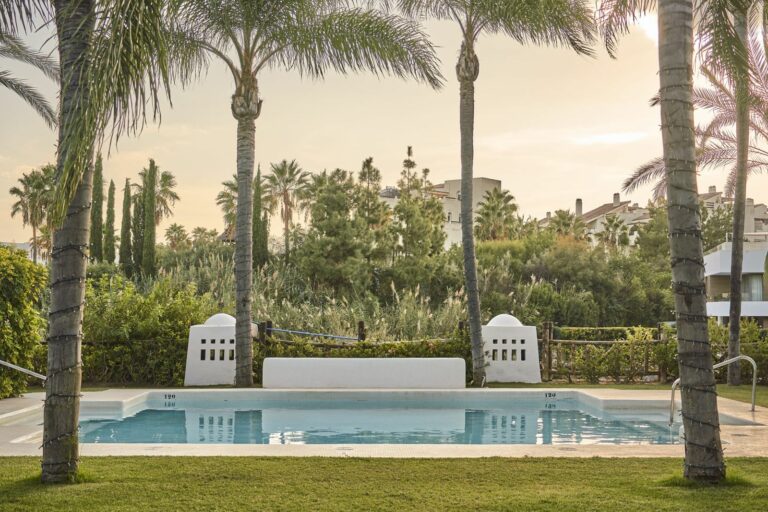 8245ab4292153f4f89d469d38e346d0b - 15