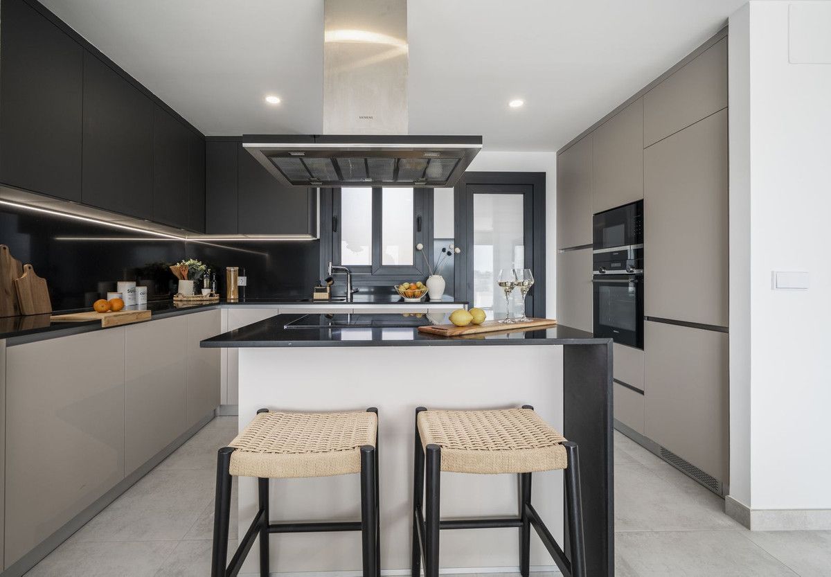 8263914068d713c035a08b8b3cbb25d1 - 14