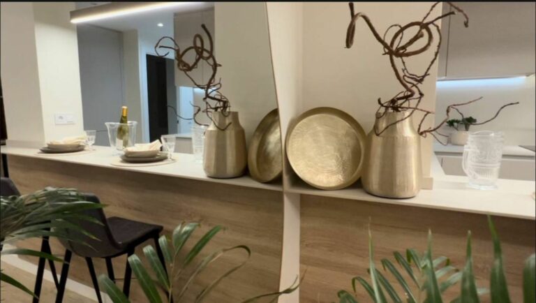 8427808e14d7695cbb0d483a6ccef58e - 14