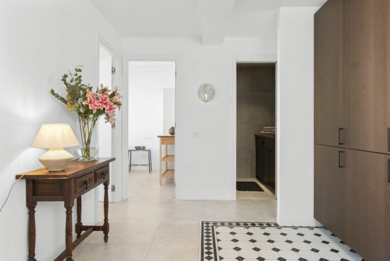 8452e0454d1618a94bafb8567999c7be - 13