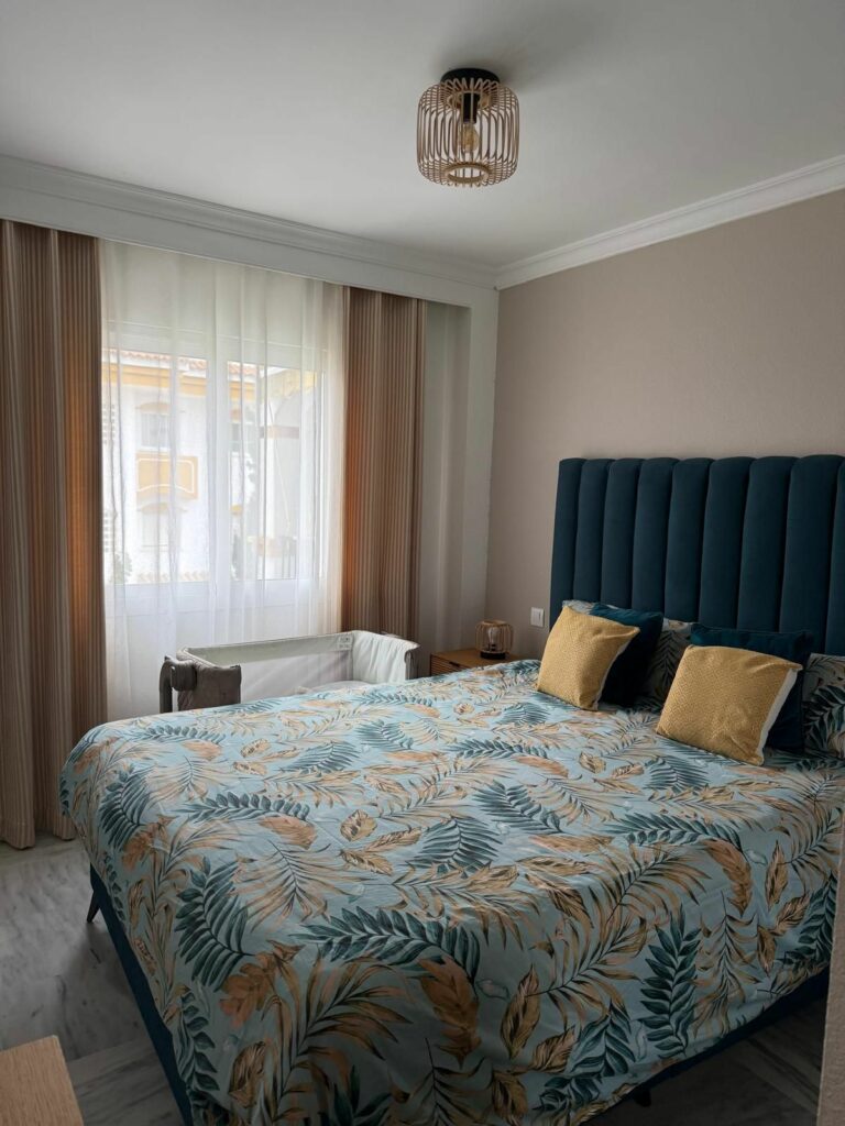 8569149e03ae6e53147442d36c169bc9 - 14