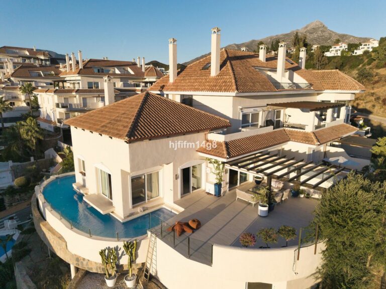 8a18f0e34b9342bc908865137b191208 - 1