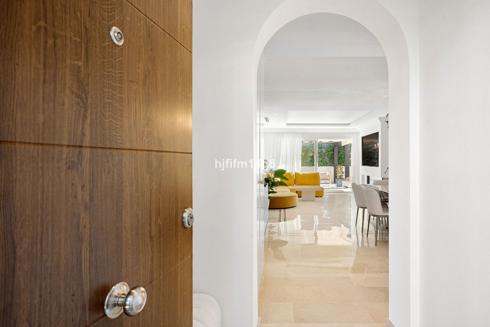 8a18f0e34b9342bc908865137b191208 - 15