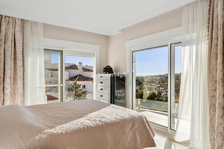 8a18f0e34b9342bc908865137b191208 - 9