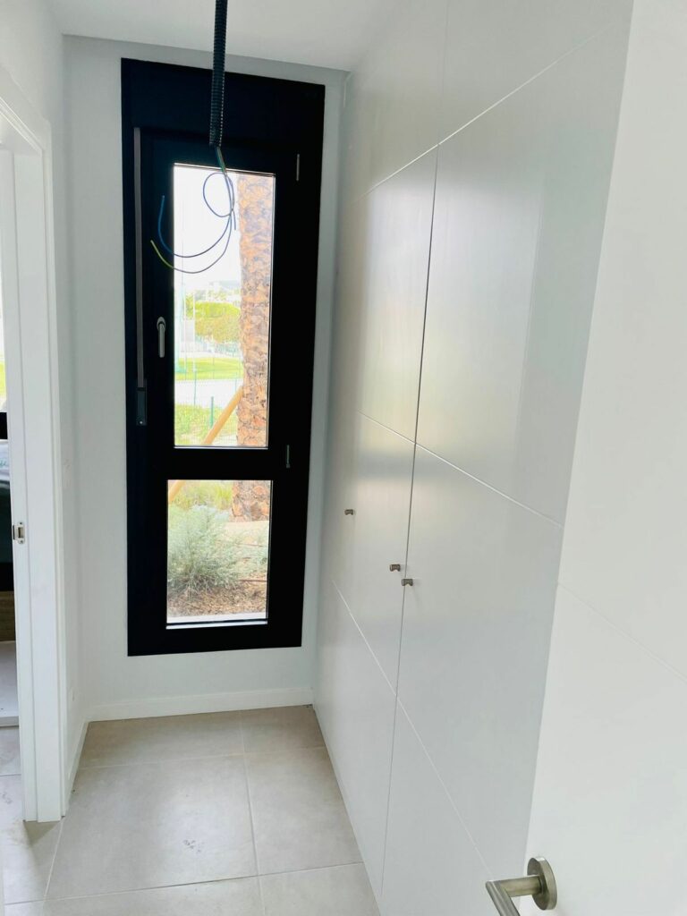 8b3ba7f43f0dabcb46a492bae1d3877d - 15