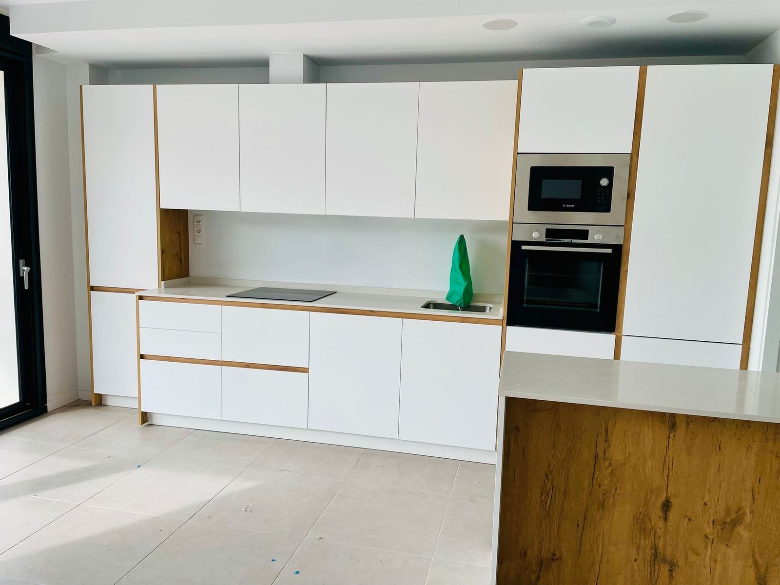 8b3ba7f43f0dabcb46a492bae1d3877d - 2